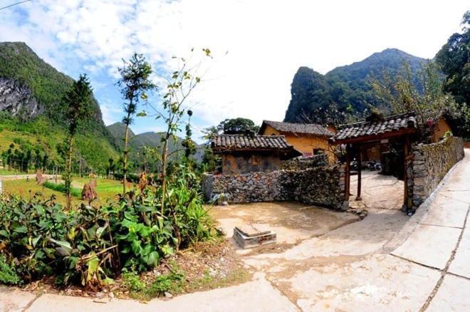 Hotel Nha Nghi T&T Dong Van  Zewnętrze zdjęcie
