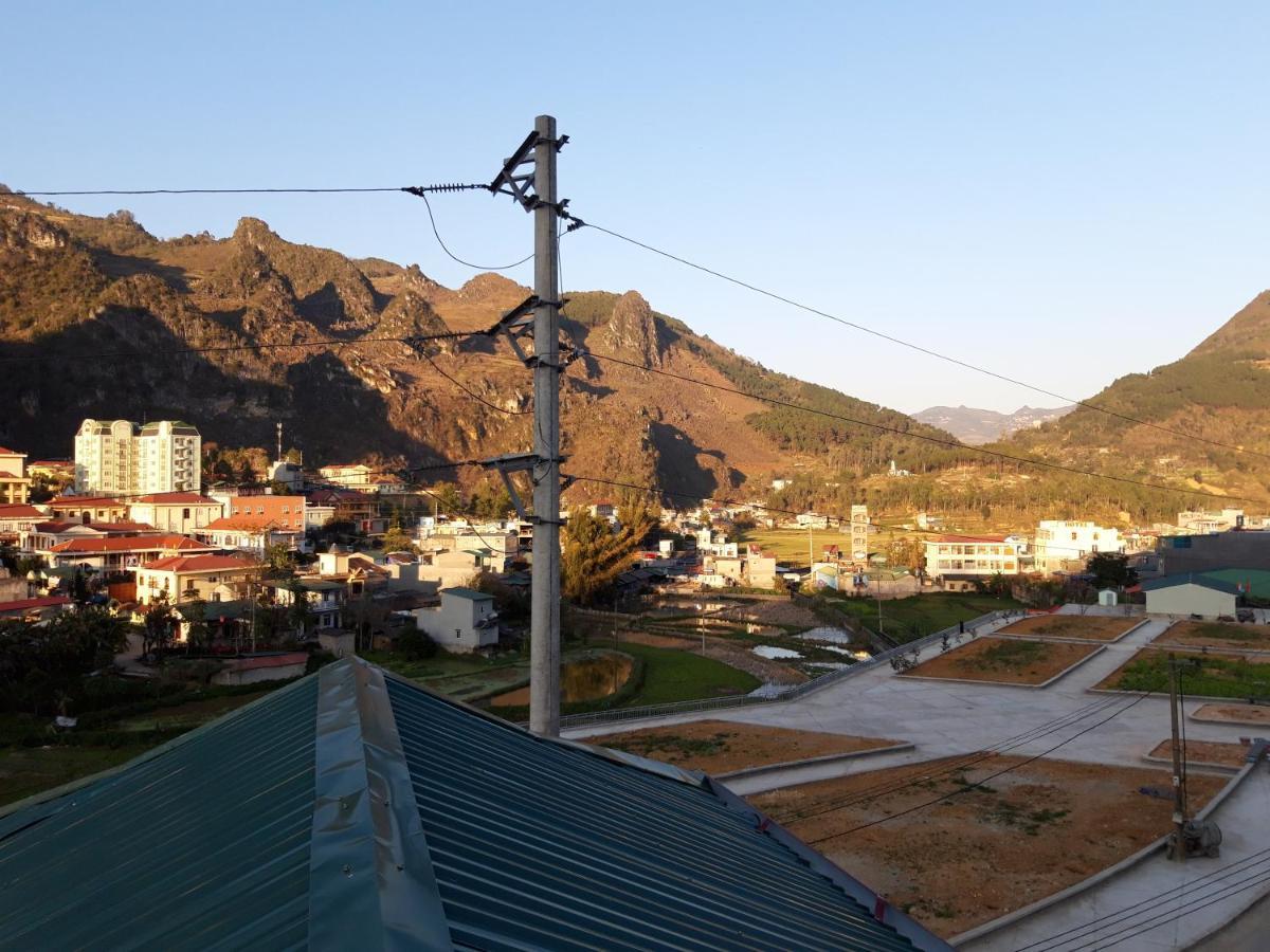 Hotel Nha Nghi T&T Dong Van  Zewnętrze zdjęcie